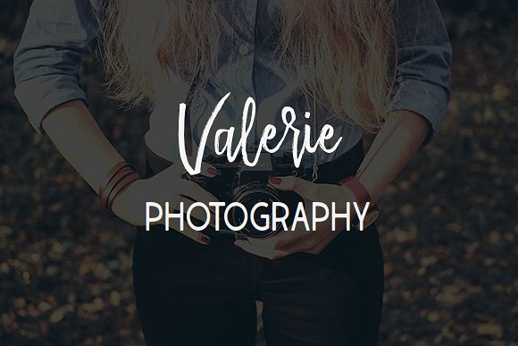 Rolly Wave Script Font Rolly Wave Script Font