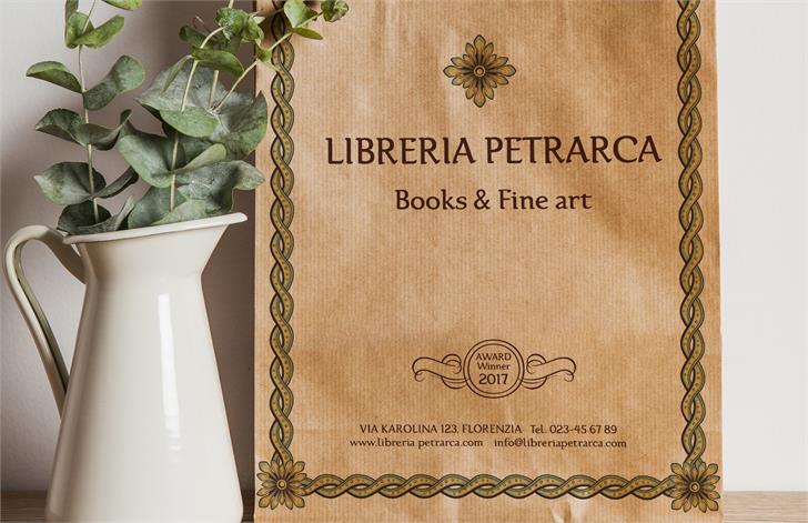 Karolina Serif Karolina Serif