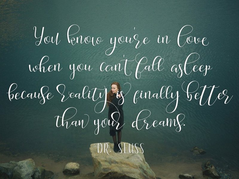 Salita Calligraphy Font