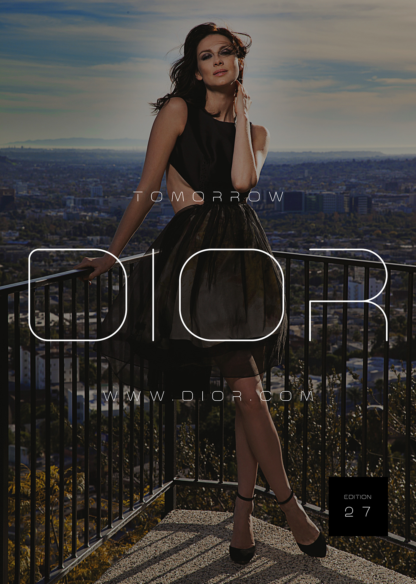 MORENA FREE TYPEFACE