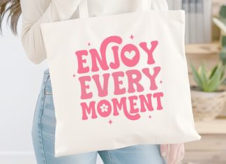 Barbie Bubble – Retro Groovy Font preview image 3